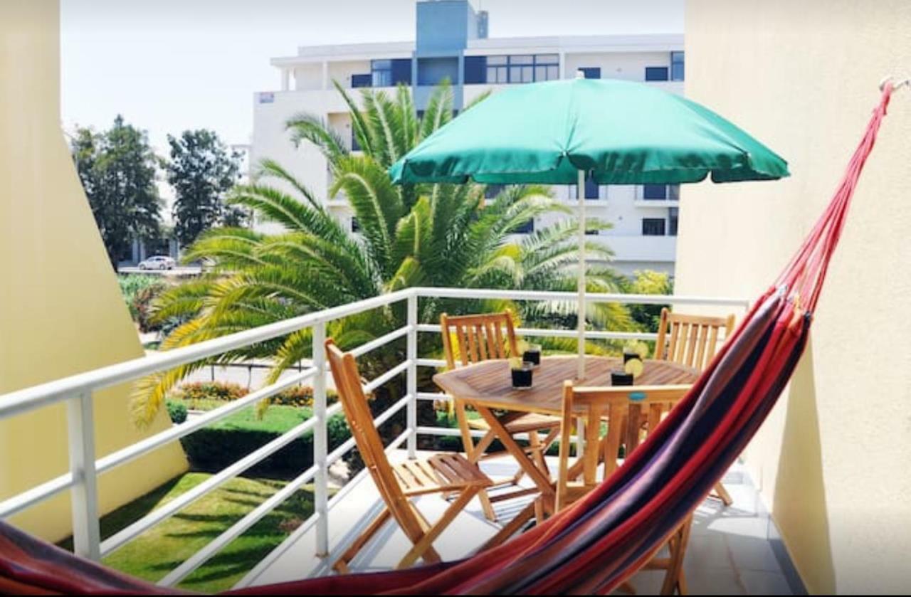 לאגוּ‏ש Confortavel T2 Meia Praia מראה חיצוני תמונה